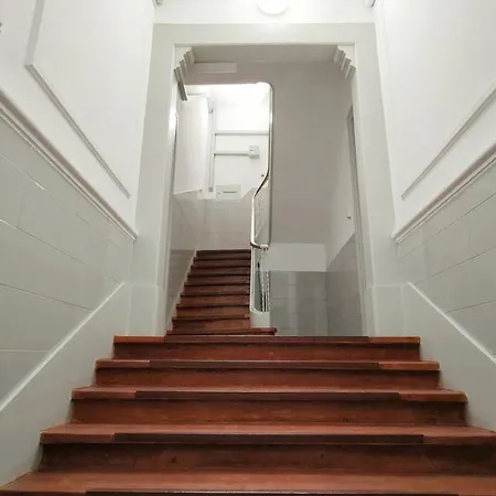 Gloria 10 3* Lissabon